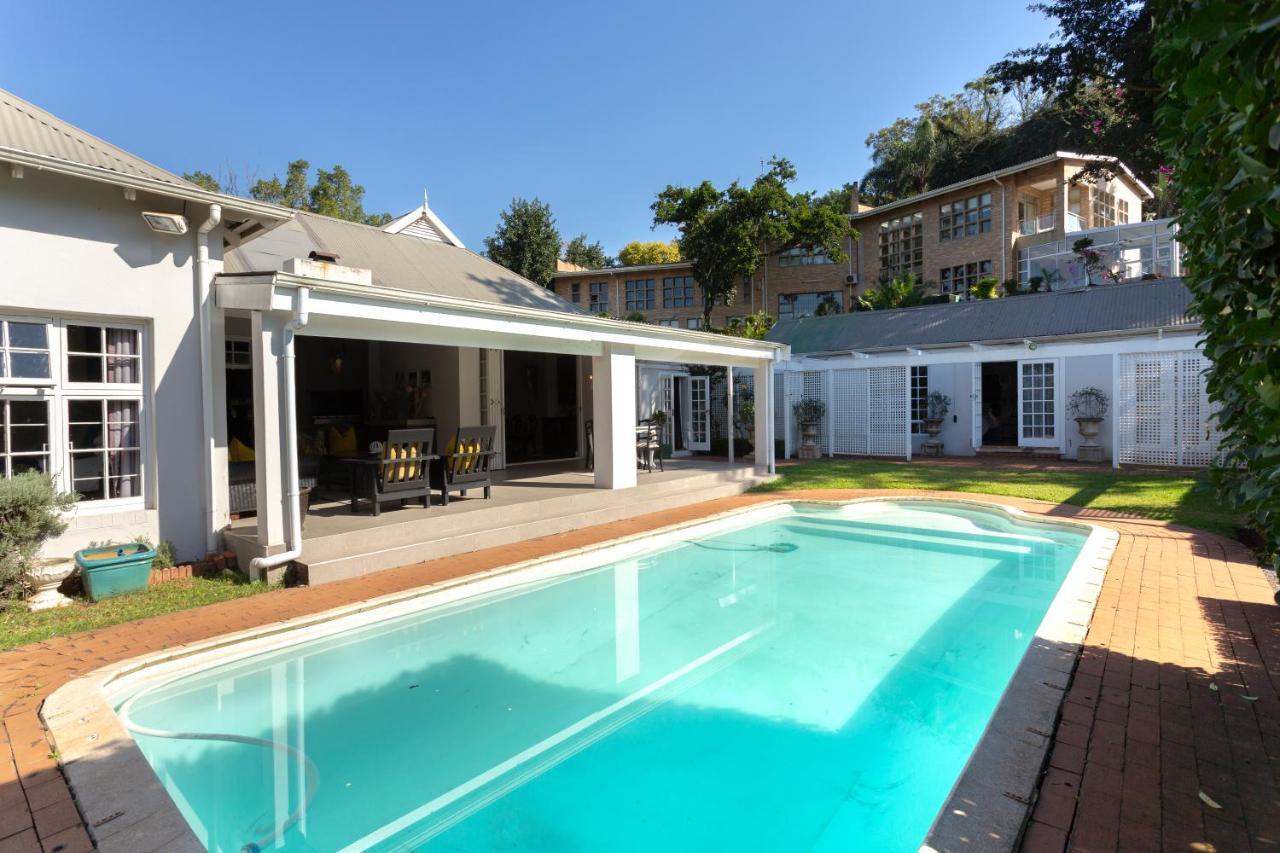Taunton Manor Hotel Питърмарицбург Екстериор снимка