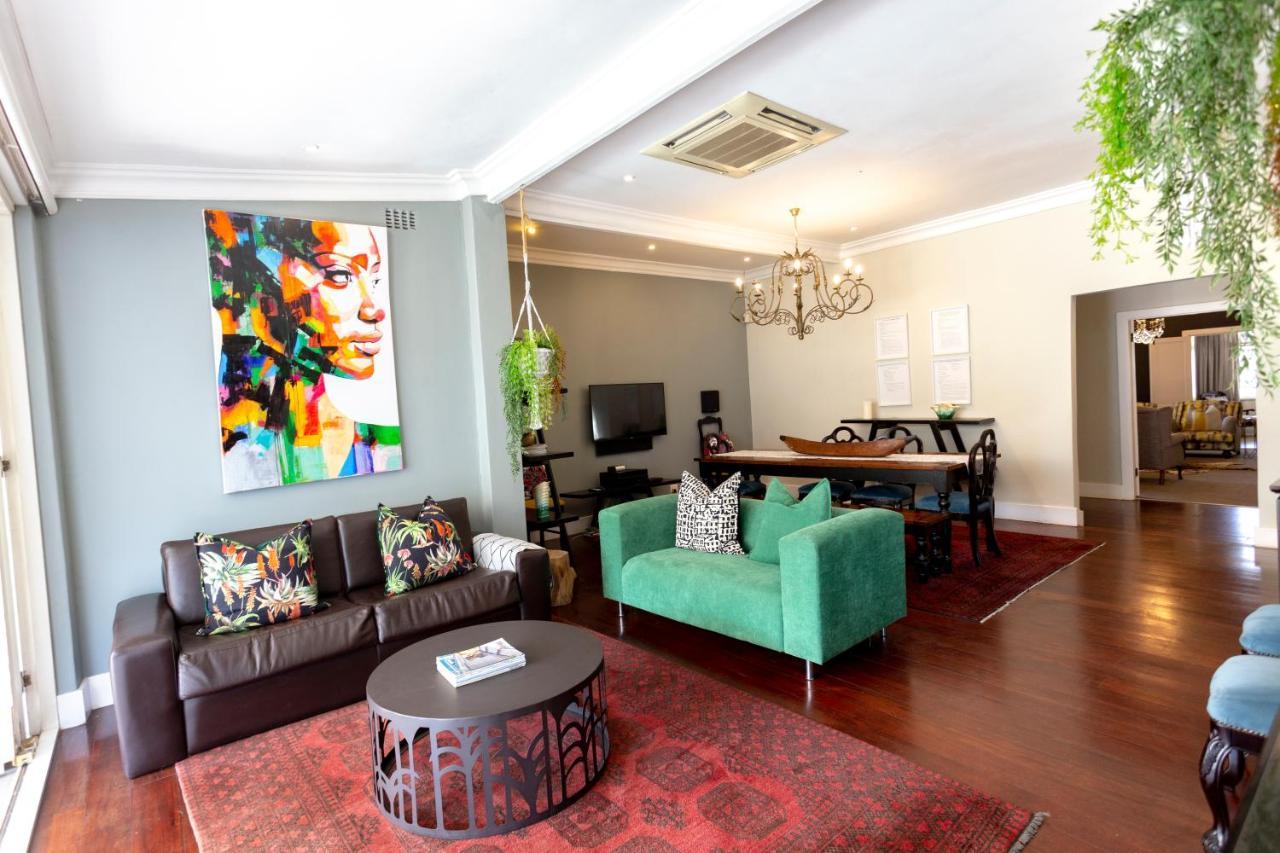 Taunton Manor Hotel Питърмарицбург Екстериор снимка